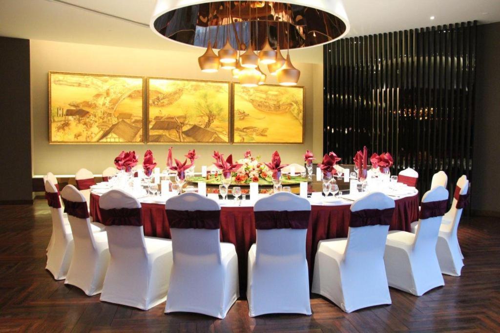 Maison New Century Hotel Dongguan Dongguan  Exterior foto